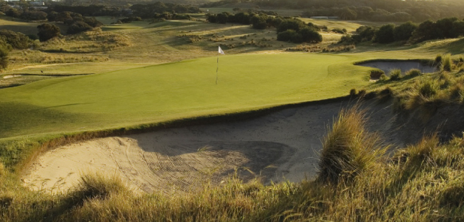 Portsea - 2 players, 18 holes walking with pull buggies!