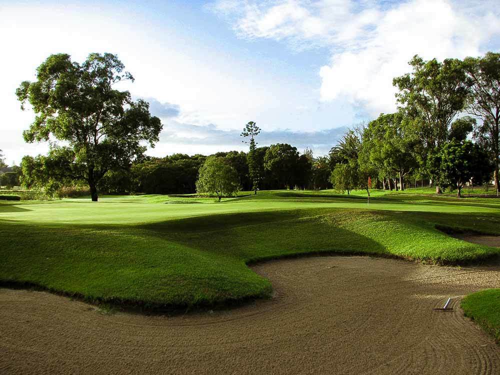 Waratah Golf Club – Two Players, 18 Holes, Including a Cart!