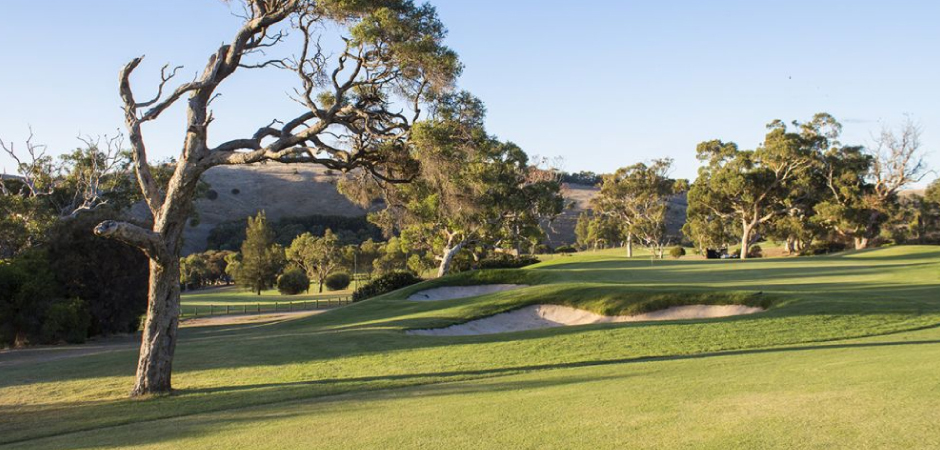 Wirrina Golf Resort - 2 players, 18 holes + cart & drinks!
